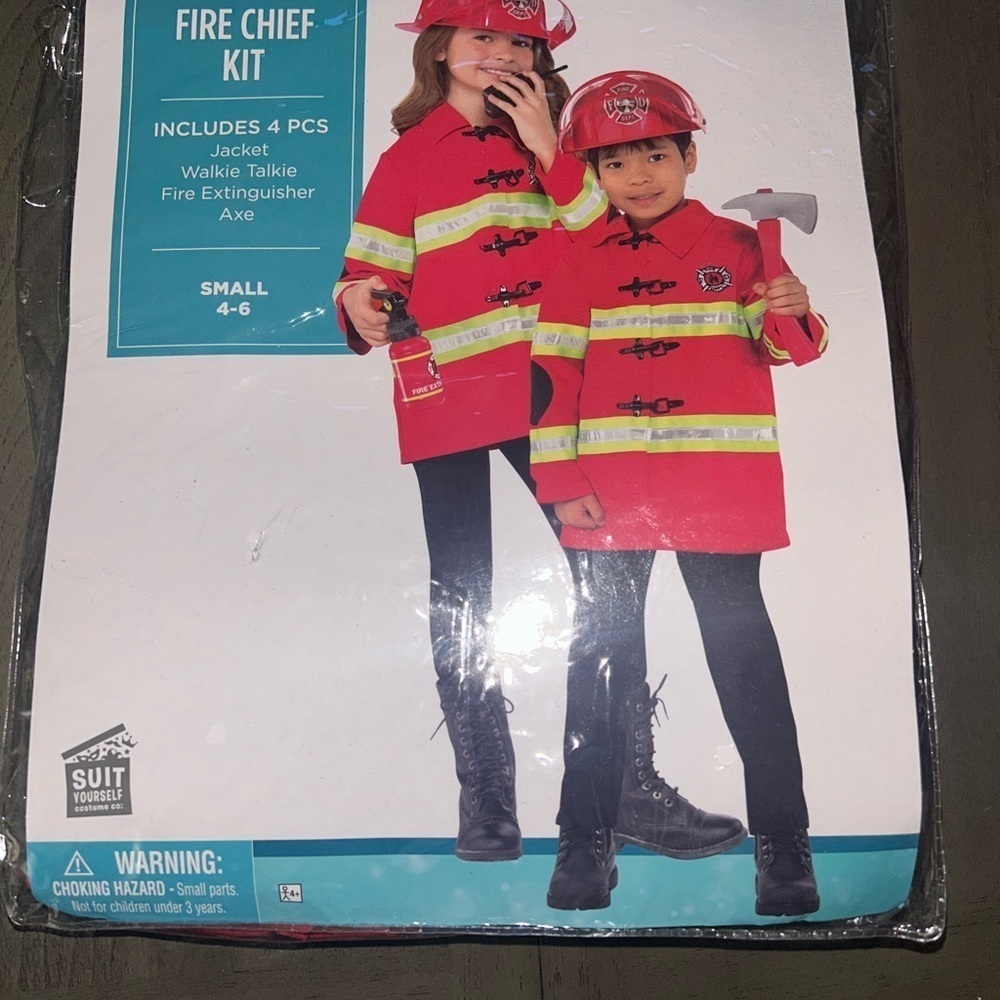Suit Yourself Fire Chief Kit for Kids